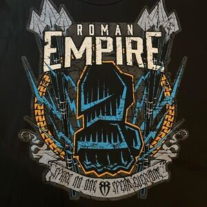 WWE Roman Reigns 2XL Shirt